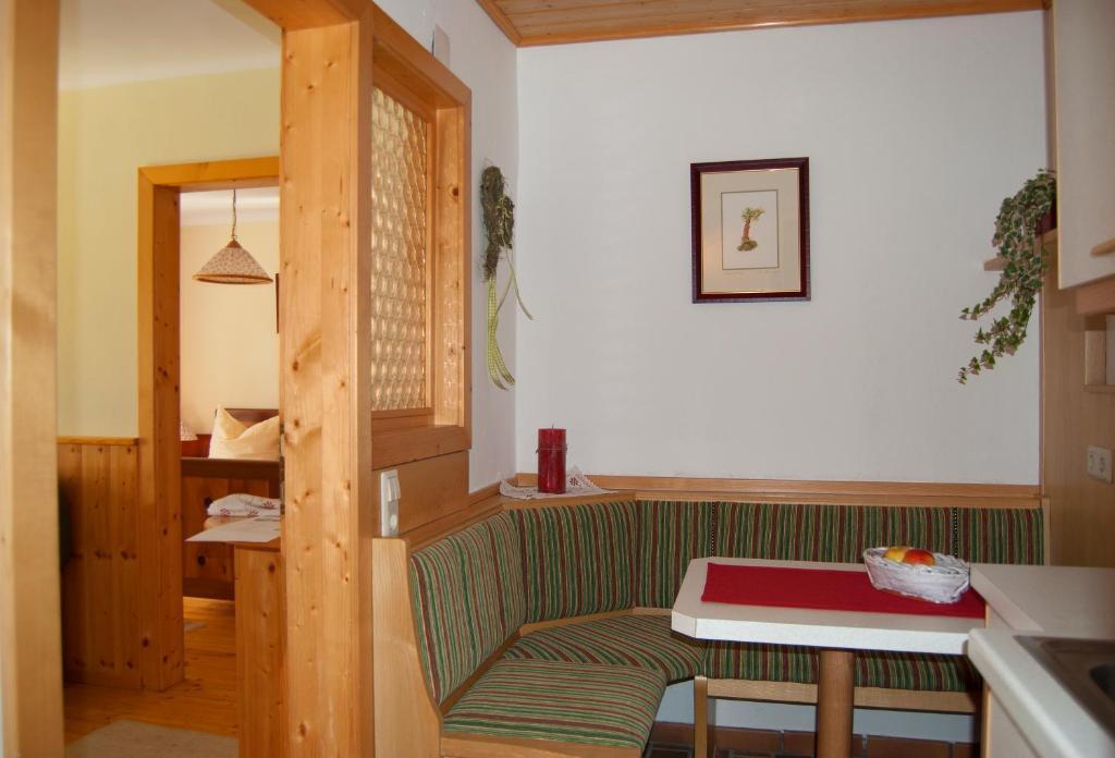 Gasthaus Gossler Hotel Muhlen  Room photo