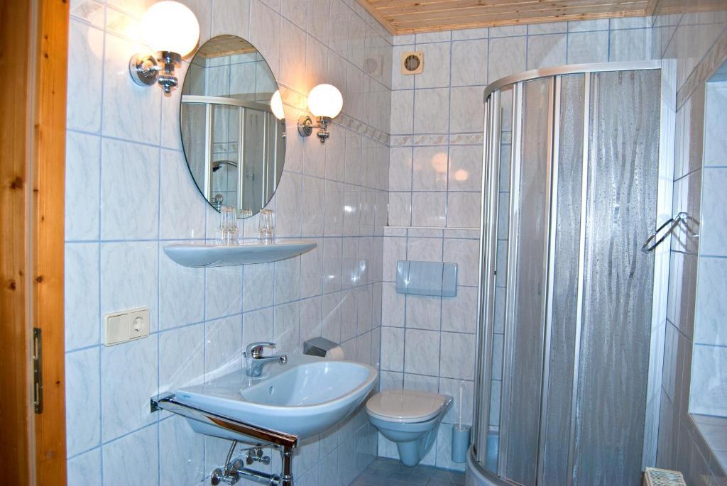 Gasthaus Gossler Hotel Muhlen  Room photo